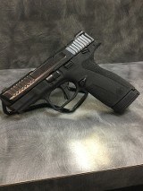 SMITH & WESSON M&P SHIELD X (MANUAL SAFETY) 9MM LUGER (9x19 PARA) - 1 of 6