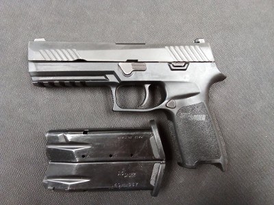 SIG SAUER P320 .40 CALIBER - Image 1 of 3