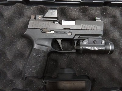 SIG SAUER P320 CARRY 9MM LUGER (9x19 PARA) - Image 1 of 4