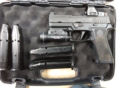 SIG SAUER P320 CARRY 9MM LUGER (9x19 PARA) - Image 1 of 4