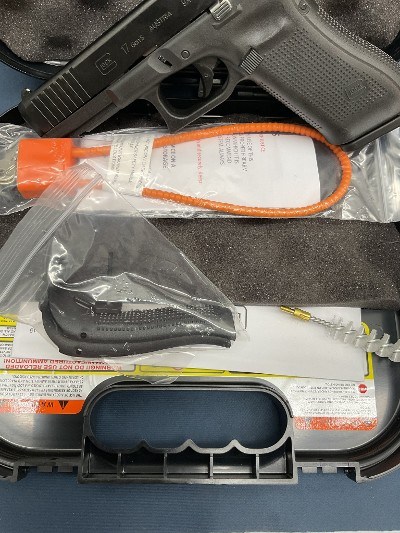 GLOCK 17 GEN 5 9MM LUGER (9x19 PARA) - Image 2 of 7