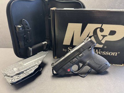 SMITH & Wesson M&P9 SHIELD M2.0 CARRY AND RANGE KIT 9MM LUGER (9X19 PARA) - Image 1 of 2