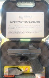 GLOCK G19 C 9MM LUGER (9X19 PARA) - 1 of 15