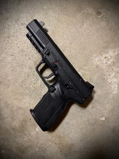 FN FIVE-SEVEN 5.7X28MM - Image 2 of 6
