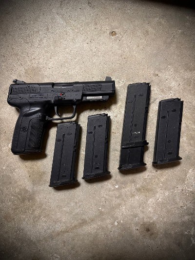 FN FIVE-SEVEN 5.7X28MM - Image 6 of 6