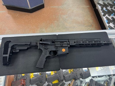 DANIEL DEFENSE DDM4 V7 MIL SPEC+ .300 AAC BLACKOUT - Image 1 of 2