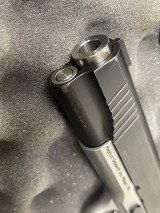 MAGNUM RESEARCH DE1911G10 10MM - Image 6 of 9