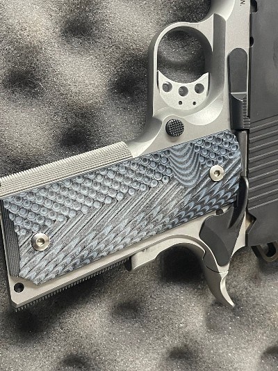 MAGNUM RESEARCH DE1911G10 10MM - Image 3 of 9