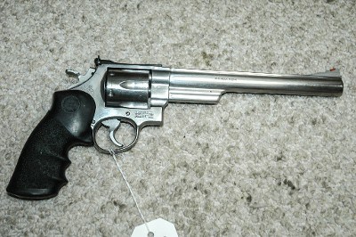 SMITH & WESSON 629-1 .44 MAG/.44 SPL - Image 1 of 9