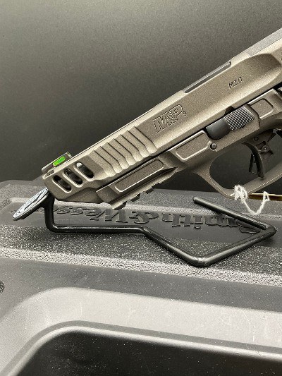 SMITH & WESSON M&P9 M2.0 METAL COMPETITOR 9MM LUGER (9X19 PARA) - Image 3 of 10