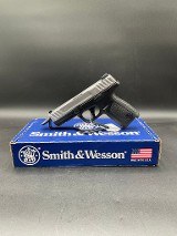 SMITH & WESSON SD40 2.0 .40 S&W - Image 1 of 8