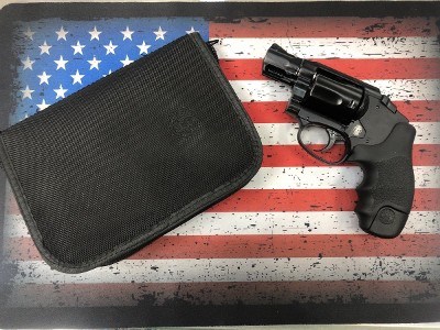 SMITH & WESSON BODYGUARD 38 .38 SPL - Image 3 of 3