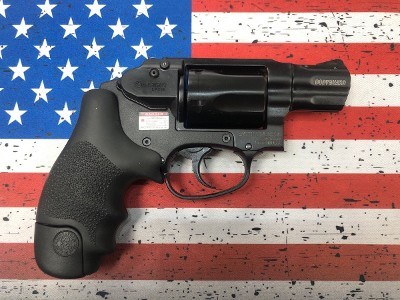 SMITH & WESSON BODYGUARD 38 .38 SPL - Image 2 of 3