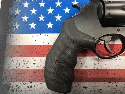 SMITH & WESSON GOVENOR 410 / 45 - Image 5 of 6