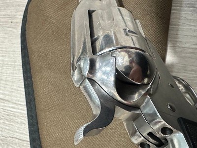 RUGER VAQUERO STAINLESS .44 S&W SPECIAL - Image 9 of 15