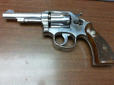 SMITH & WESSON REVOLVER HANDGUN .38 SPL - Image 1 of 6