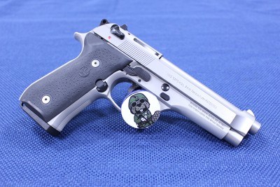 BERETTA 92FS INOX 9MM LUGER (9X19 PARA) - Image 7 of 11