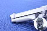 BERETTA 92FS INOX 9MM LUGER (9X19 PARA) - Image 4 of 11