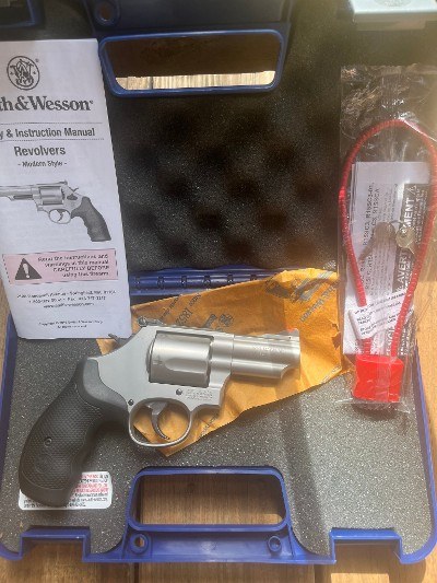 SMITH & WESSON MODEL 69 COMBAT MAGNUM .44 MAGNUM - Image 3 of 4