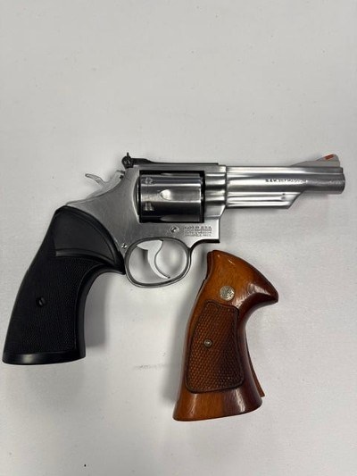 SMITH & WESSON Model 66 .357 Mag - Image 2 of 7