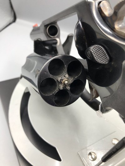 TAURUS THE JUDGE .45lc / .410 - Image 9 of 15
