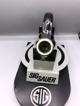 TAURUS THE JUDGE .45lc / .410 - Image 7 of 15