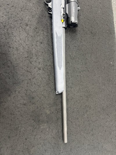 RUGER 10/22 WITH SCOPE .22LR/.22MAG - Image 7 of 8