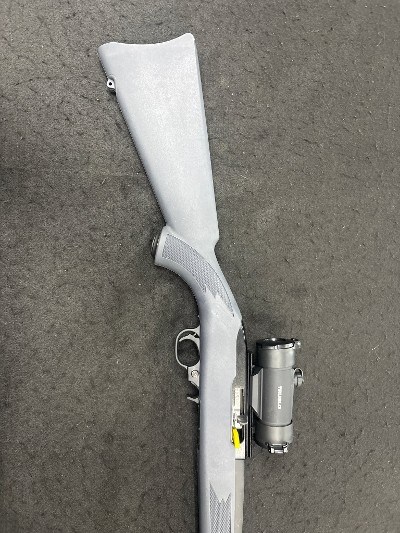 RUGER 10/22 WITH SCOPE .22LR/.22MAG - Image 6 of 8