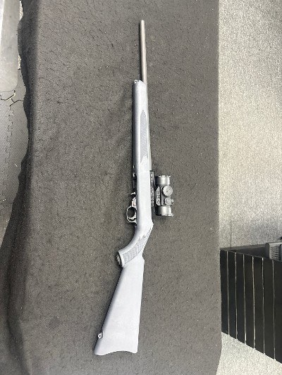 RUGER 10/22 WITH SCOPE .22LR/.22MAG - Image 1 of 8