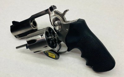 RUGER SUPER REDHAWK ALASKAN .44 MAGNUM - Image 2 of 7