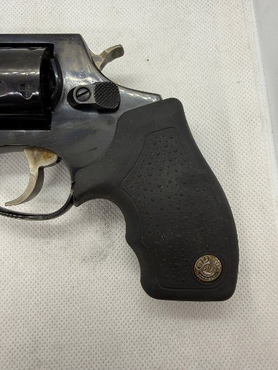 TAURUS 85 .38 SPL - Image 4 of 11