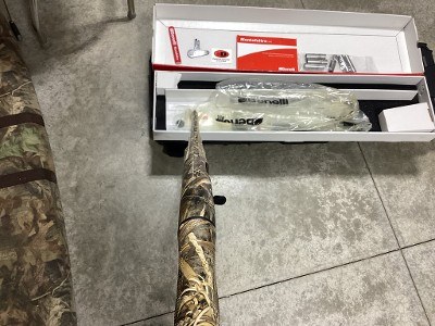 BENELLI MONTEFELTRO MAX-5 12 GA - Image 21 of 25