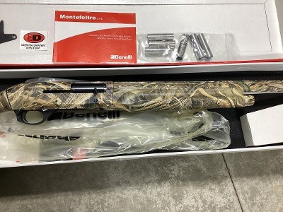 BENELLI MONTEFELTRO MAX-5 12 GA - Image 4 of 25