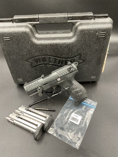 WALTHER P22 .22 LR - Image 1 of 8