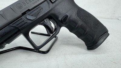 BERETTA APX 9MM LUGER (9X19 PARA) - Image 5 of 19