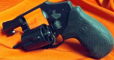 SMITH & WESSON MODEL 442-2 AIRWEIGHT .38 SPL +P - Image 9 of 12