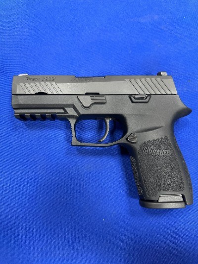 SIG SAUER P320 Compact 9MM LUGER (9x19 PARA) - Image 2 of 6