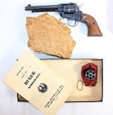 RUGER VINTAGE RUGER SINGLE-SIX CONVERTIBLE 22 LR/WMR 5.5" BLUED W/ ORIG BOX & PAPERS .22 LR/.22 WMR - 10 of 11