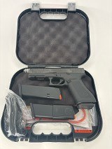 GLOCK 22 GEN 5 40 Smith & Wesson - 5 of 5