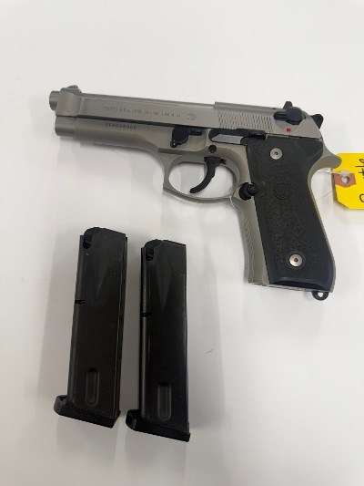 BERETTA 92 FS 9MM LUGER (9x19 PARA) - Image 1 of 6