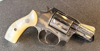 SMITH & WESSON 37 .38 SPL - Image 1 of 2