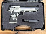 MAGNUM RESEARCH DE50 Trump Punisher.50 AE - 3 of 3