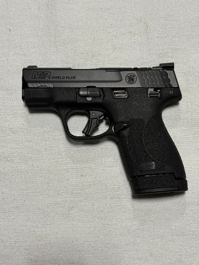 Smith & Wesson M&P9 Shield Plus 9MM LUGER (9X19 PARA) - Image 1 of 5