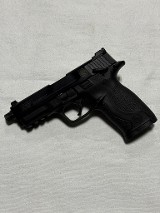 SMITH & WESSON M&P 22 COMPACT .22 LR - Image 2 of 8