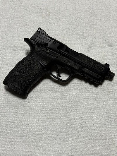 SMITH & WESSON M&P 22 COMPACT .22 LR - Image 1 of 8
