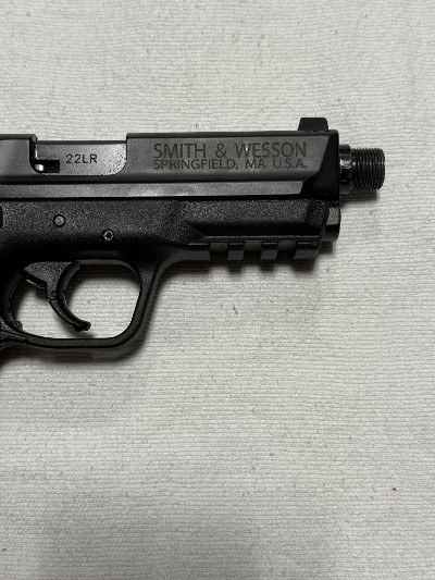 SMITH & WESSON M&P 22 COMPACT .22 LR - Image 6 of 8