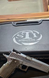 STRAYER TRIPP INTERNATIONAL edge .40 CALIBER - Image 1 of 8