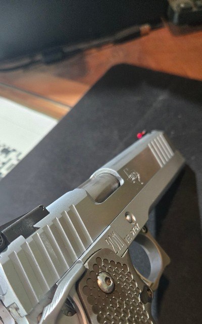 STRAYER TRIPP INTERNATIONAL edge .40 CALIBER - Image 4 of 8