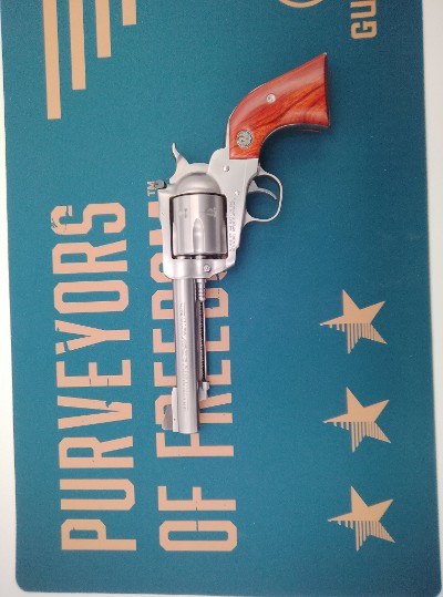 RUGER NEW MODEL SUPER BLACKHAWK .44 MAGNUM - Image 2 of 3