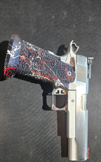 INFINITY FIREARMS SVI .40 CALIBER - Image 1 of 6